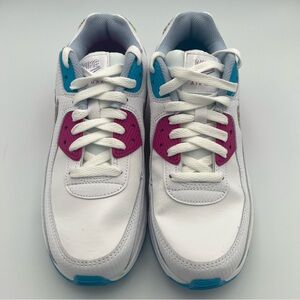 NWOT Nike Air Max 90 LTR‎ SE White and Pink Sneakers Sz 6.5 Y